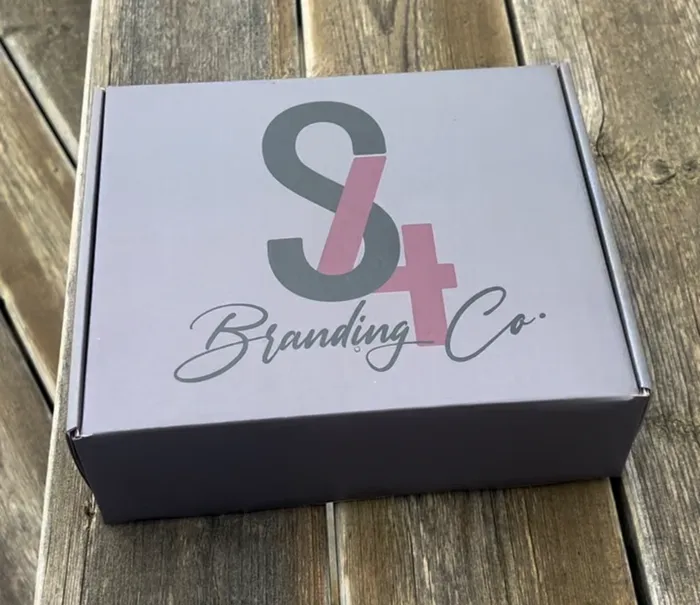 CustomPatch.Com - Custom Mailer Box