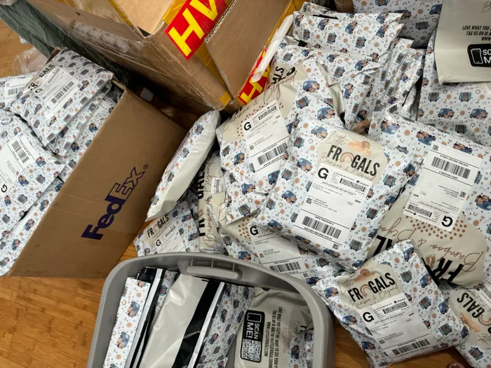 CustomPatch.Com - Custom Poly Mailer