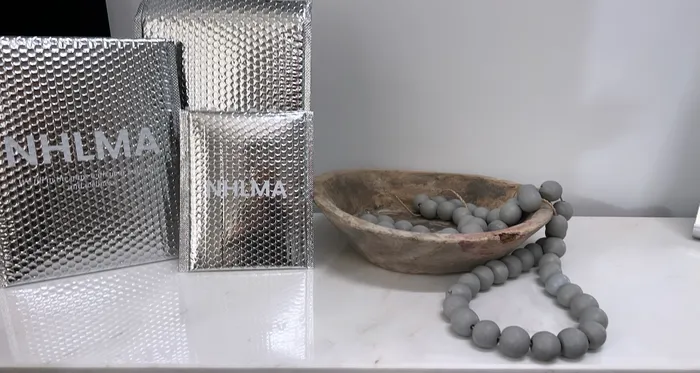 CustomPatch.Com - Custom Matte Bubble Mailer