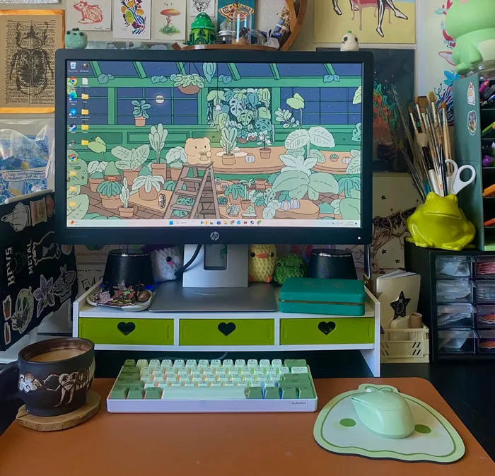 CustomPatch.Com - Custom Shape Die Cut Mouse Pad