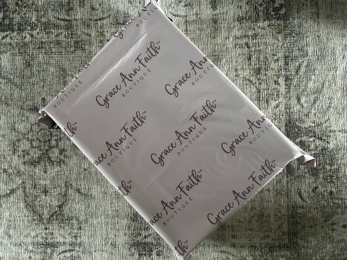 CustomPatch.Com - Custom Poly Mailer