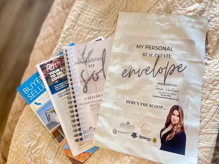 CustomPatch.Com - Custom Poly Mailer