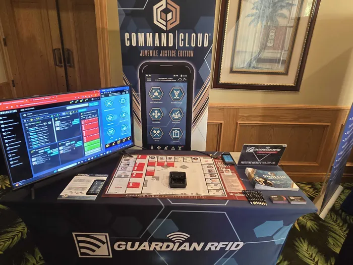 CustomPatch.Com - Custom Rectangle Table Covers