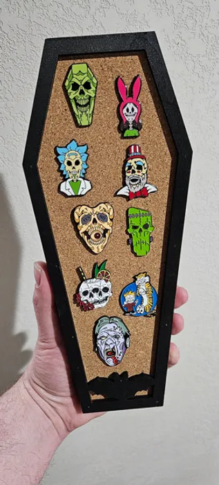 CustomPatch.Com - Hard Enamel Pin