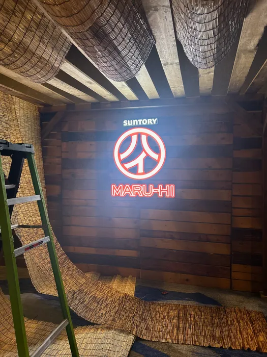 CustomPatch.Com - Face Lit Sign