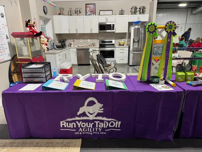 CustomPatch.Com - Custom Rectangle Table Covers