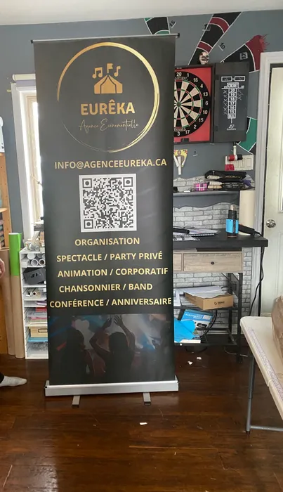 CustomPatch.Com - Roll Up Banner Stands