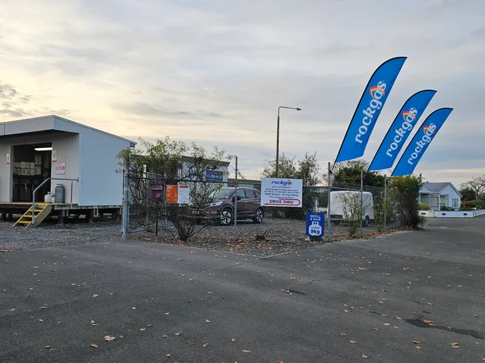 CustomPatch.Com - Blade Flag