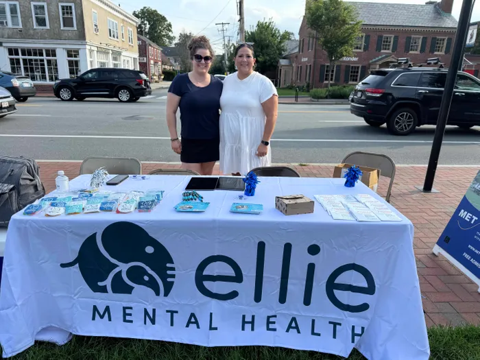 CustomPatch.Com - Custom Rectangle Table Covers