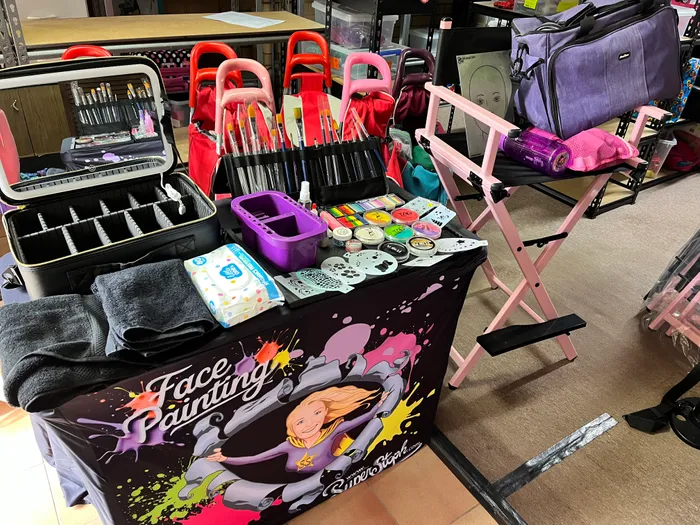 CustomPatch.Com - Custom Square Table Covers