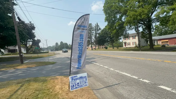 CustomPatch.Com - Feather Flag