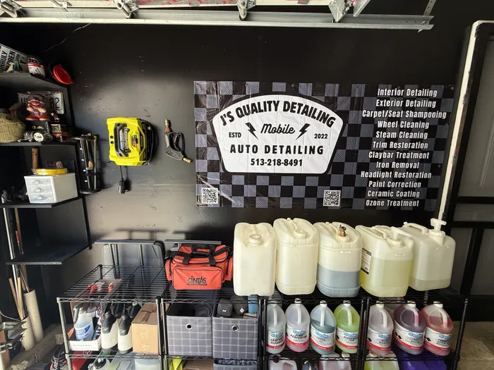 CustomPatch.Com - Custom Vinyl Banners