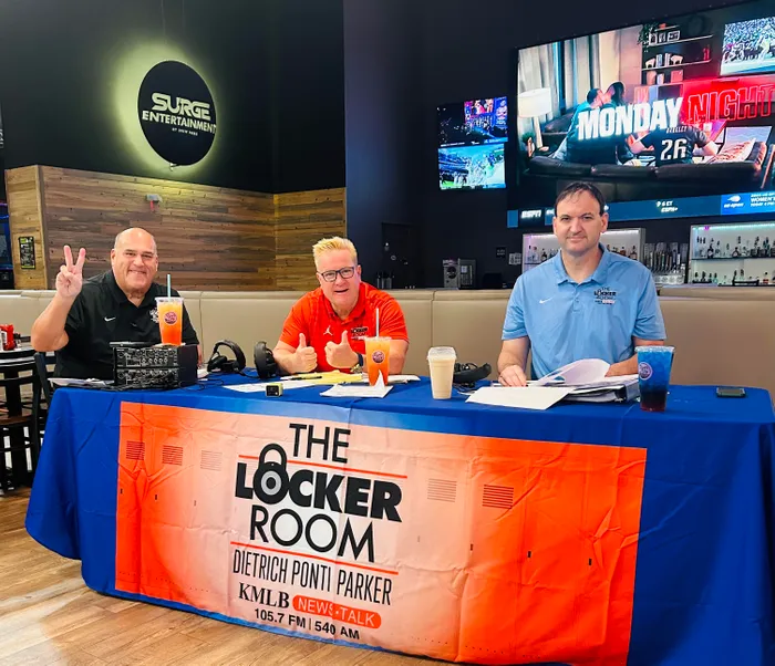 CustomPatch.Com - Custom Rectangle Table Covers