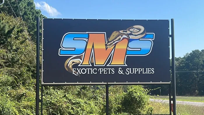 CustomPatch.Com - Custom Vinyl Banners