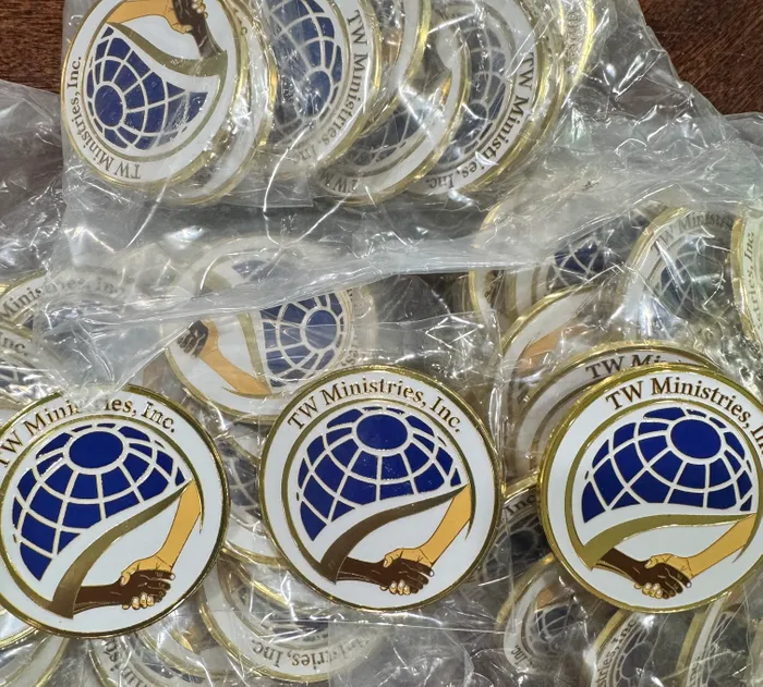 CustomPatch.Com - Hard Enamel Pin