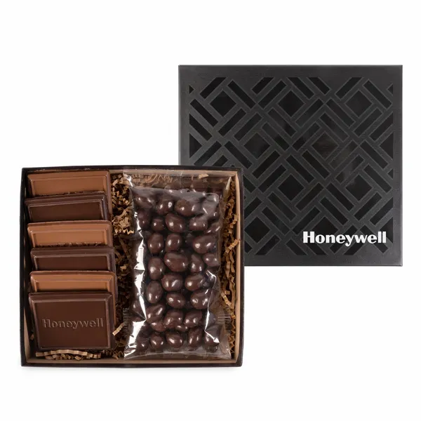 6 Piece Cookie and Confection Gift Box - Custom Patch